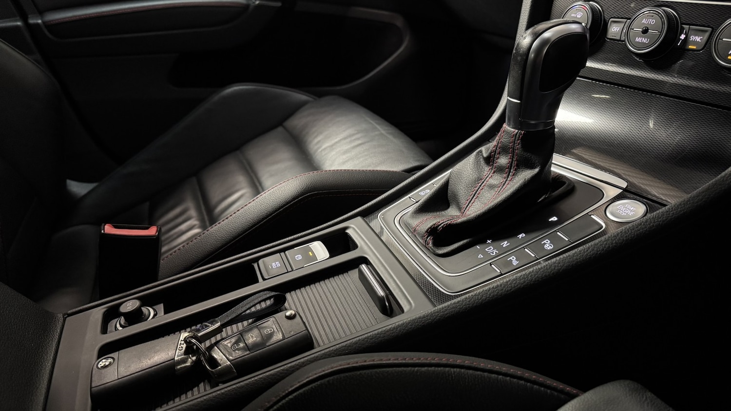 Used Volkswagen Golf 2016 for sale - 77766494: Photo 14