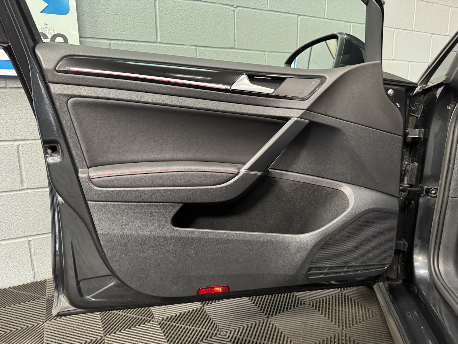 Used Volkswagen Golf 2016 for sale - 77766494: Photo 42