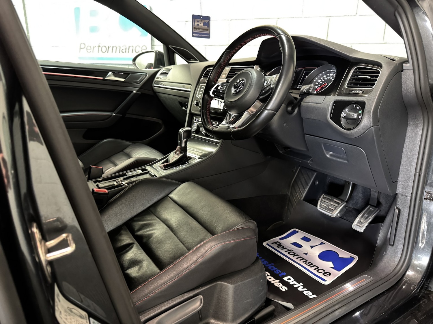 Used Volkswagen Golf 2016 for sale - 77766494: Photo 50