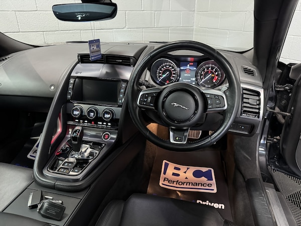 Used Jaguar F-Type 2017 for sale - 76237260: Photo 14