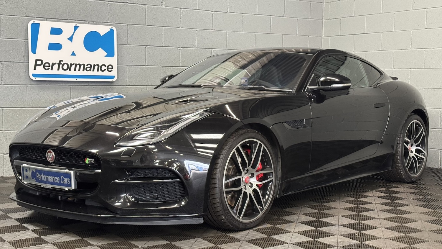 Used Jaguar F-Type 2017 for sale - 76237260: Photo 15