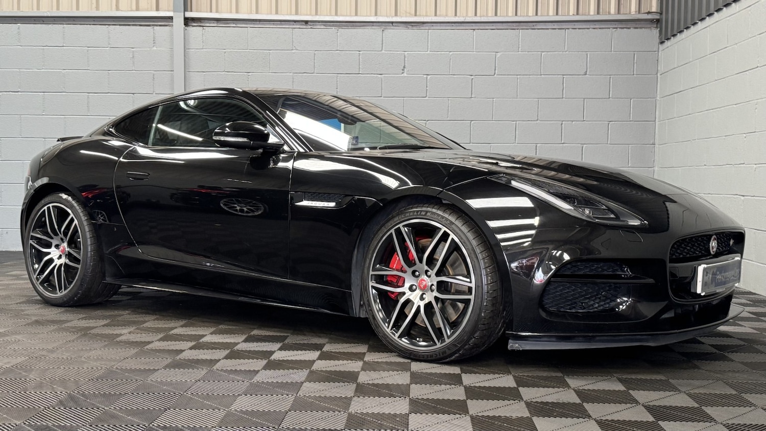 Used Jaguar F-Type 2017 for sale - 76237260: Photo 17