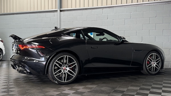 Used Jaguar F-Type 2017 for sale - 76237260: Photo 35