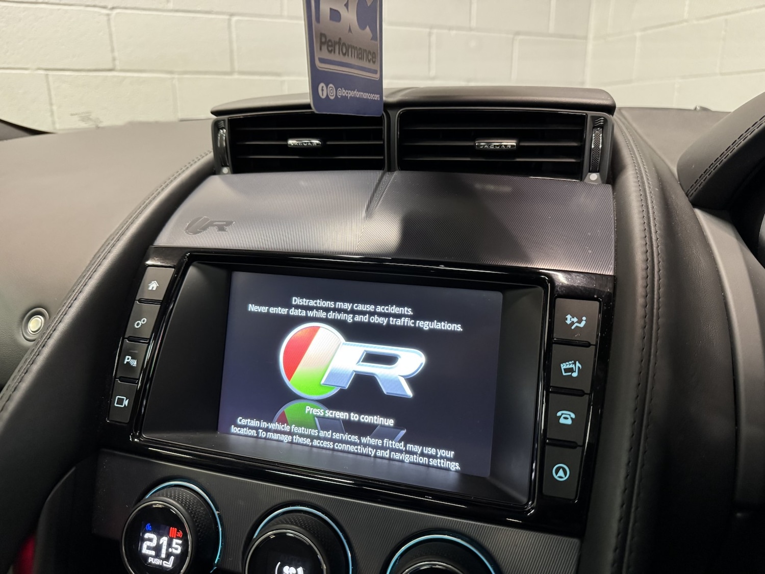 Used Jaguar F-Type 2017 for sale - 76237260: Photo 50