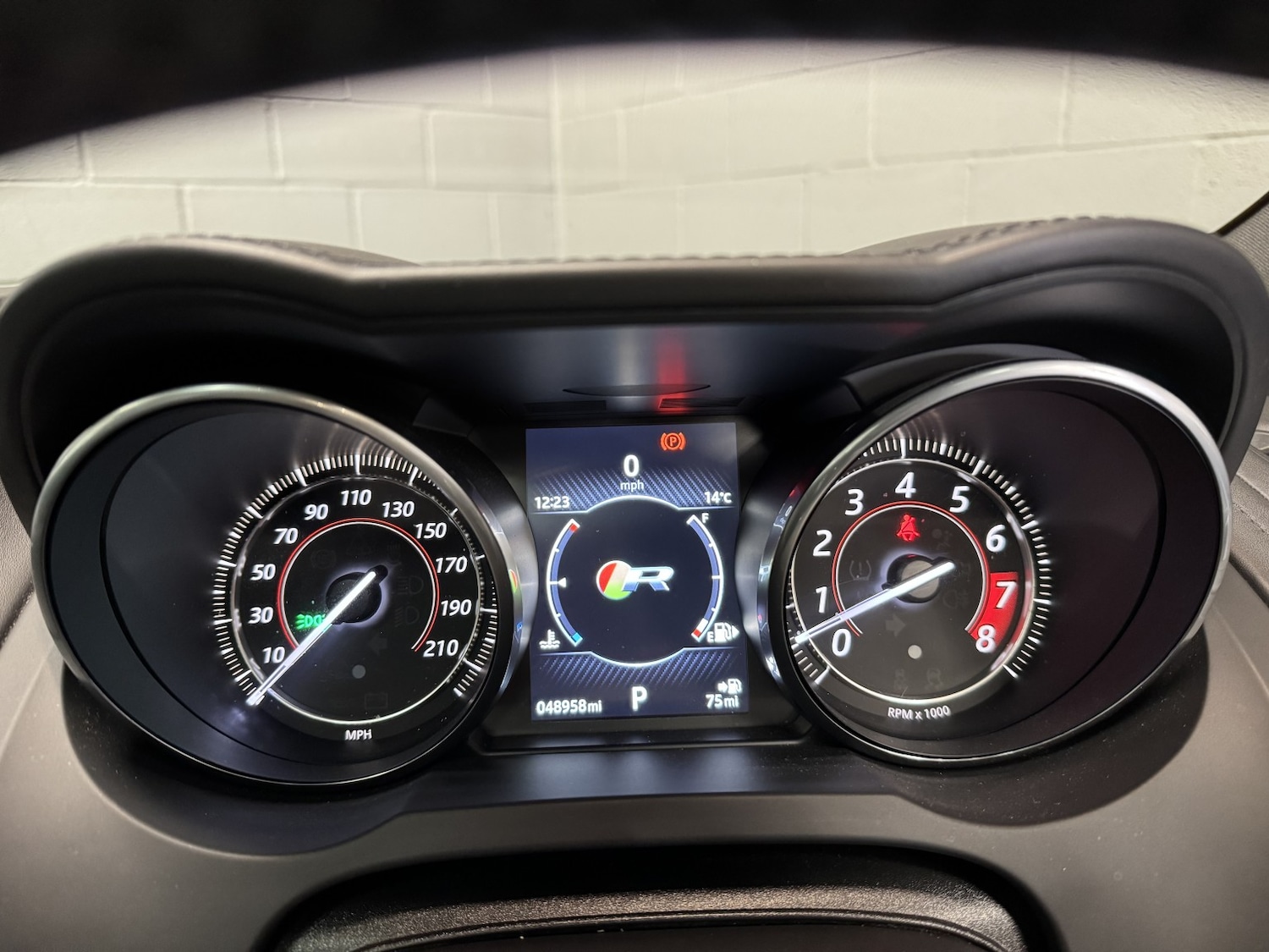 Used Jaguar F-Type 2017 for sale - 76237260: Photo 51