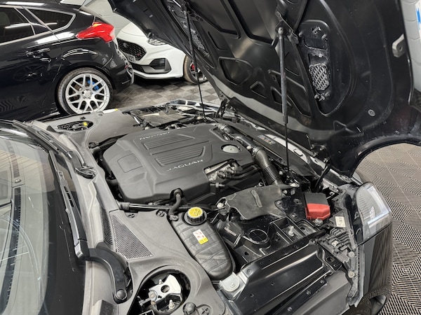 Used Jaguar F-Type 2017 for sale - 76237260: Photo 57