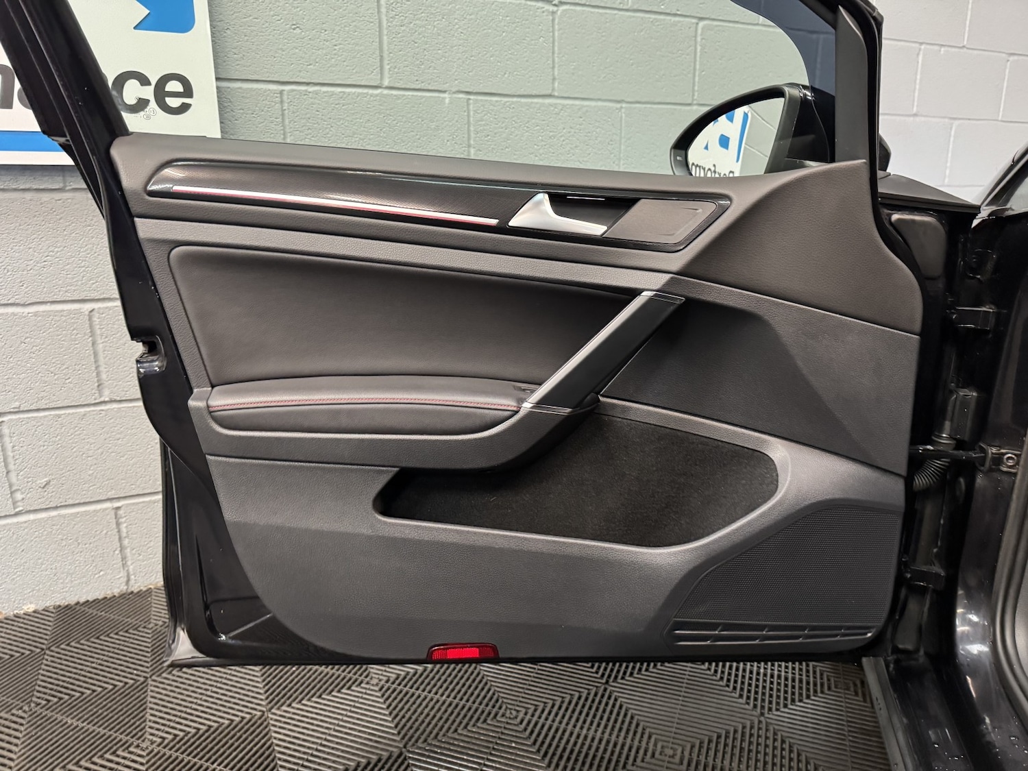 Used Volkswagen Golf 2014 for sale - 76510972: Photo 39