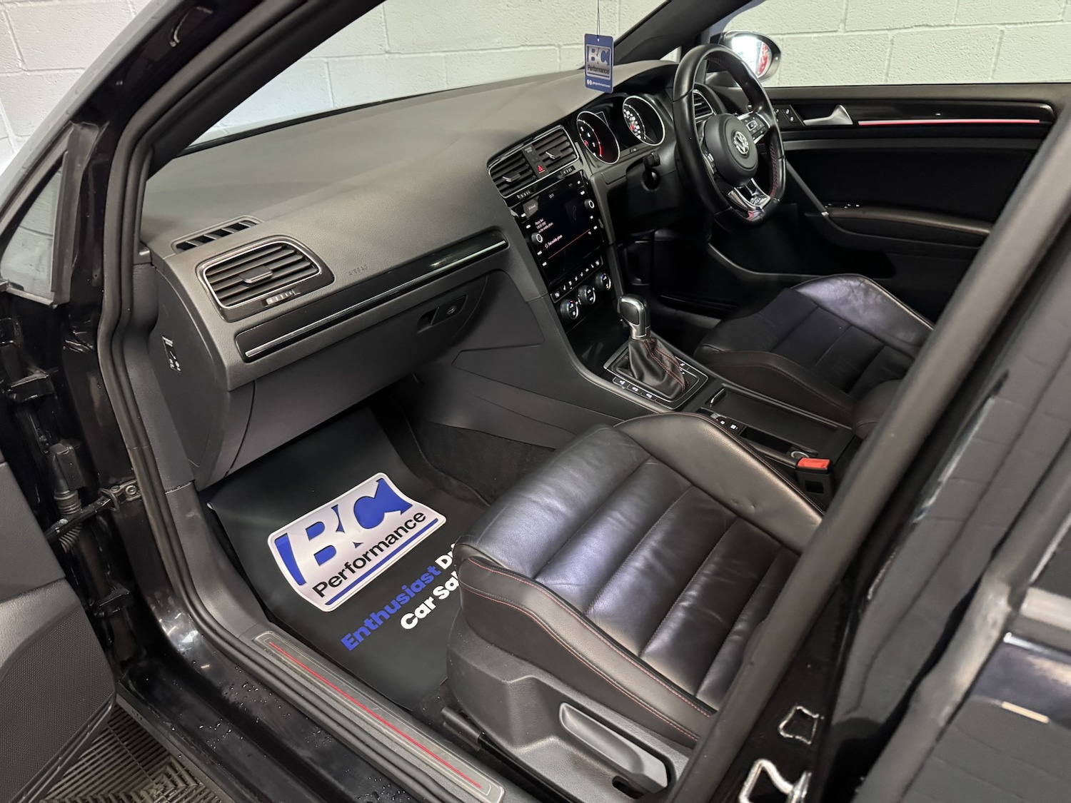 Used Volkswagen Golf 2014 for sale - 76510972: Photo 40