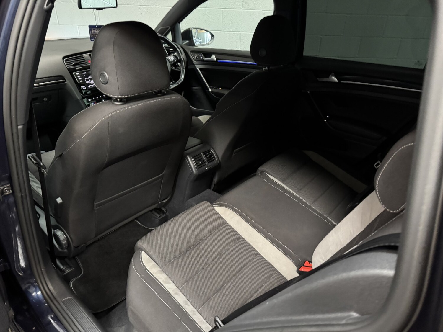 Used Volkswagen Golf 2016 for sale - 77681764: Photo 36