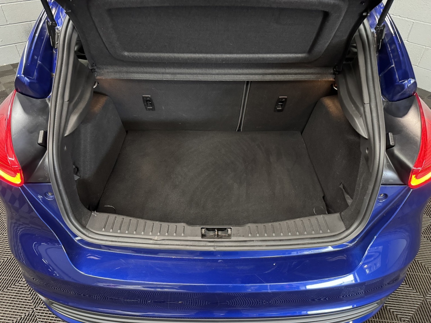 Used Ford Focus 2016 for sale - 77201262: Photo 12