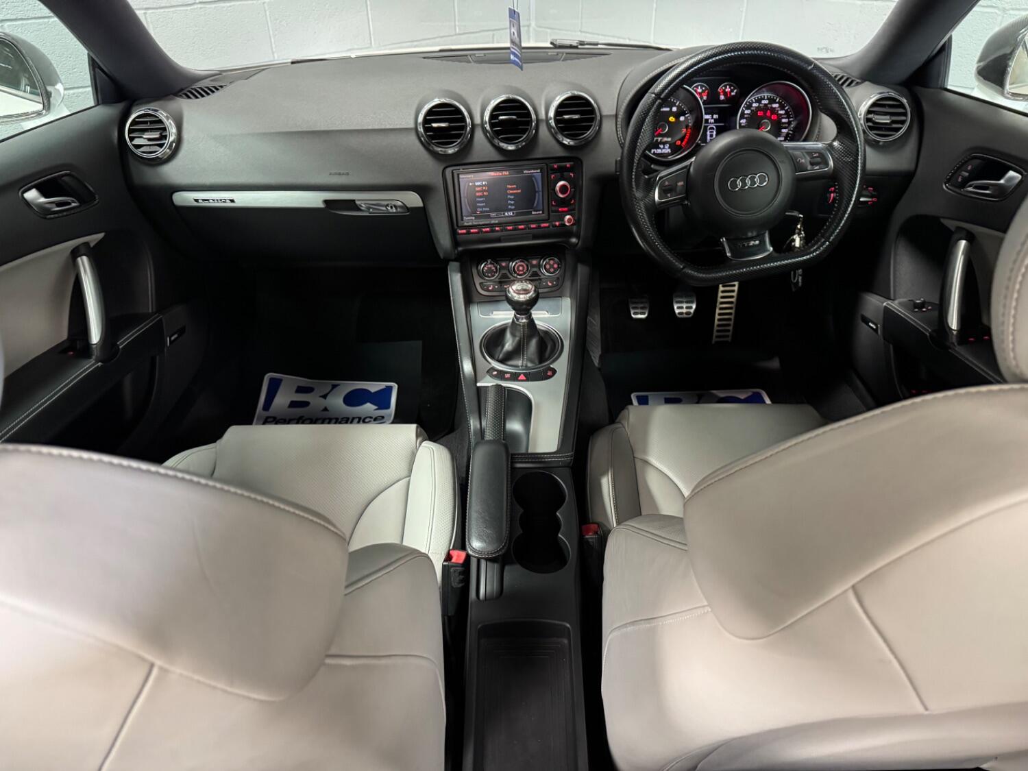 Used Audi TT 2010 for sale - 76799118: Photo 8