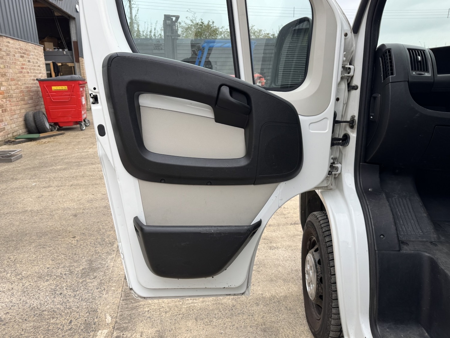 Used Citroen Relay 2014 for sale - 76198147: Photo 14