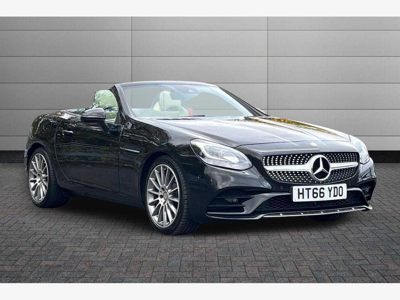 Used Mercedes-Benz SLC 2016 for sale - 76673549: Photo 1