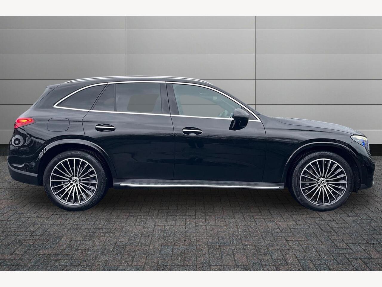 Used Mercedes-Benz GLC 2024 for sale - 77841196: Photo 3