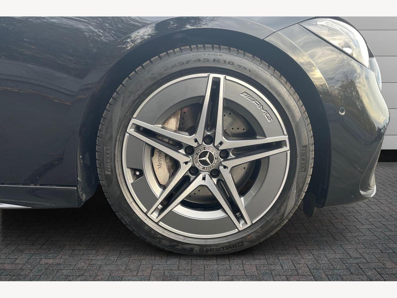 Used Mercedes-Benz C Class 2023 for sale - 76676243: Photo 4