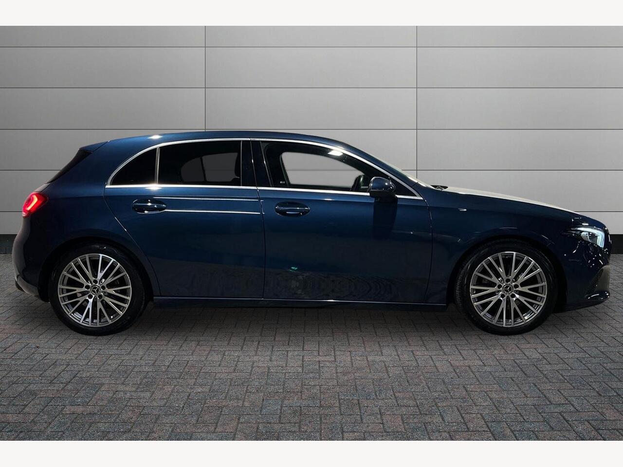 Used Mercedes-Benz A-Class 2022 for sale - 77613972: Photo 3