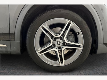 Used Mercedes-Benz GLA 2021 for sale - 77256230: Photo