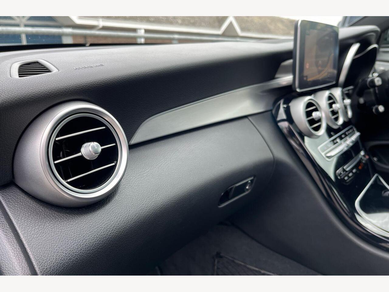 Used Mercedes-Benz C Class 2016 for sale - 78084727: Photo 16