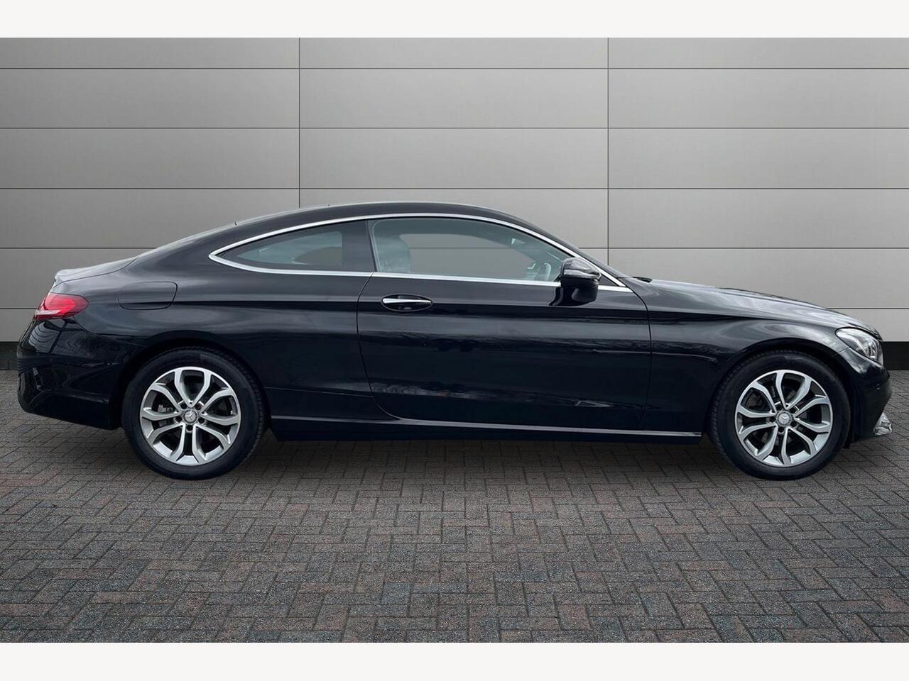 Used Mercedes-Benz C Class 2016 for sale - 78084727: Photo 3