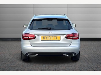 Used Mercedes-Benz C Class 2019 for sale - 76673876: Photo