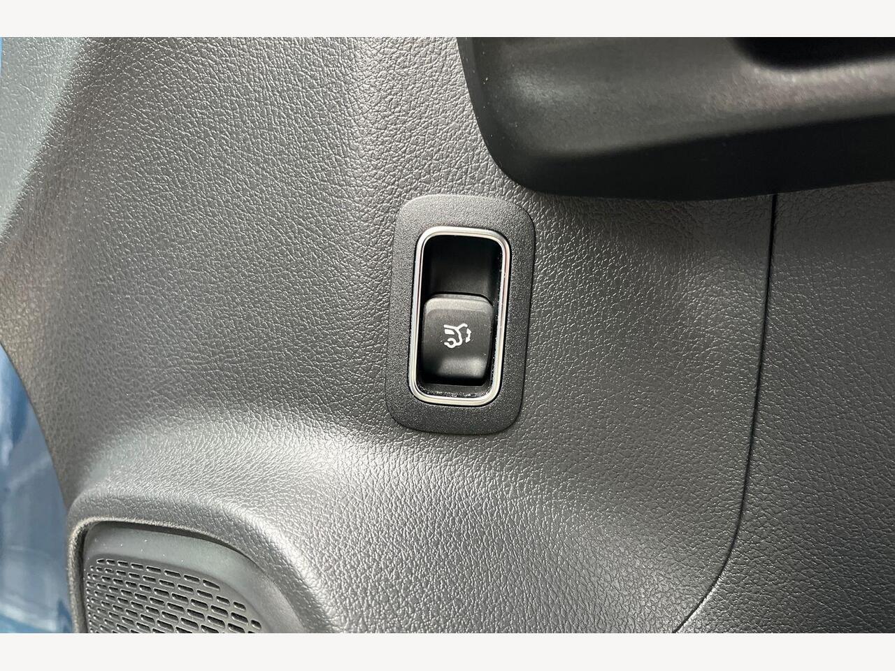 Used Mercedes-Benz GLA 2021 for sale - 76681410: Photo 21