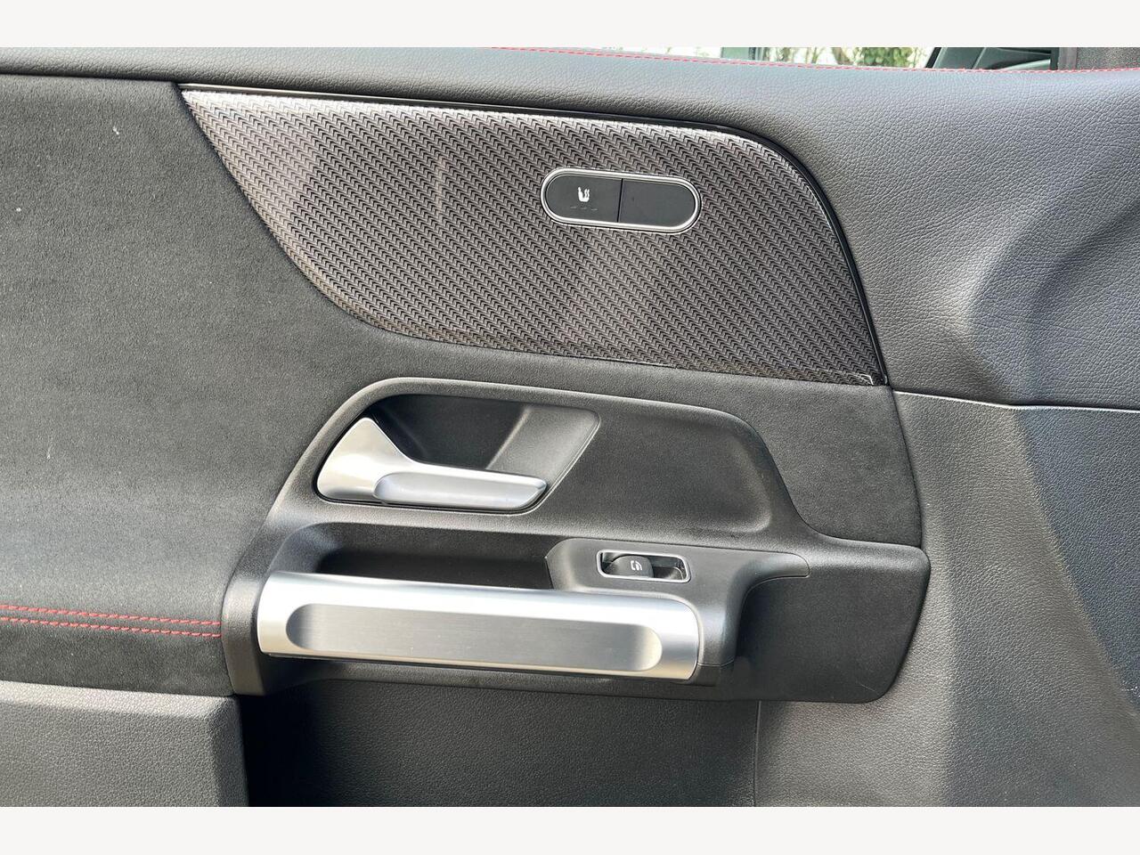 Used Mercedes-Benz GLB 2021 for sale - 77360395: Photo 15