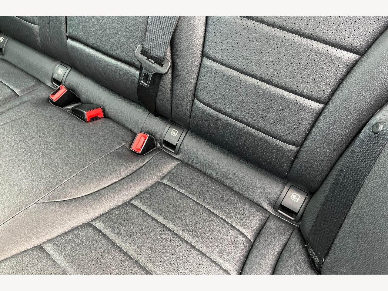 Used Mercedes-Benz C Class 2019 for sale - 76937392: Photo 13