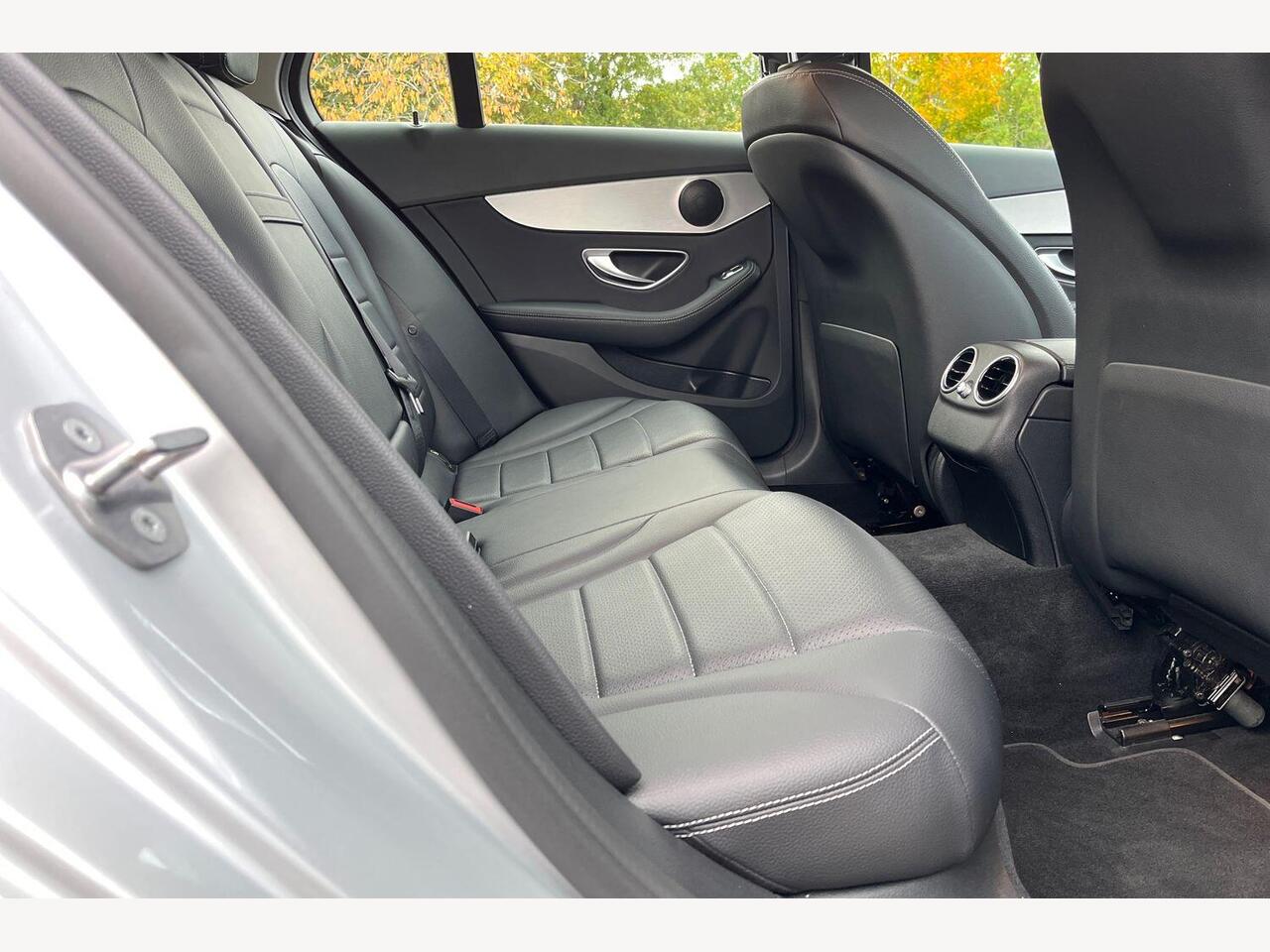 Used Mercedes-Benz C Class 2019 for sale - 76937392: Photo 15