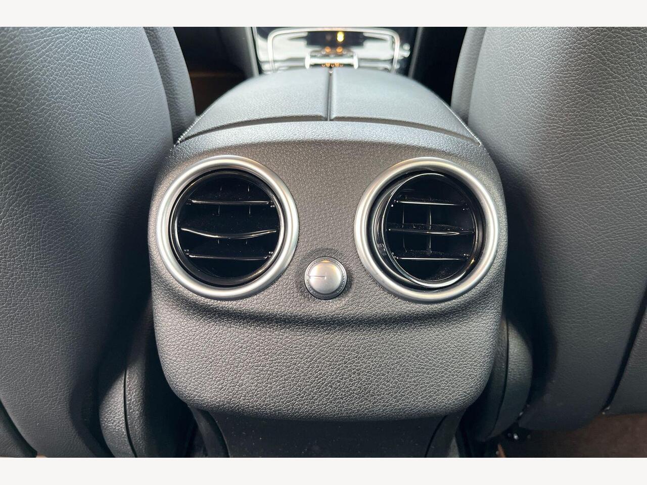 Used Mercedes-Benz C Class 2019 for sale - 76937392: Photo 18