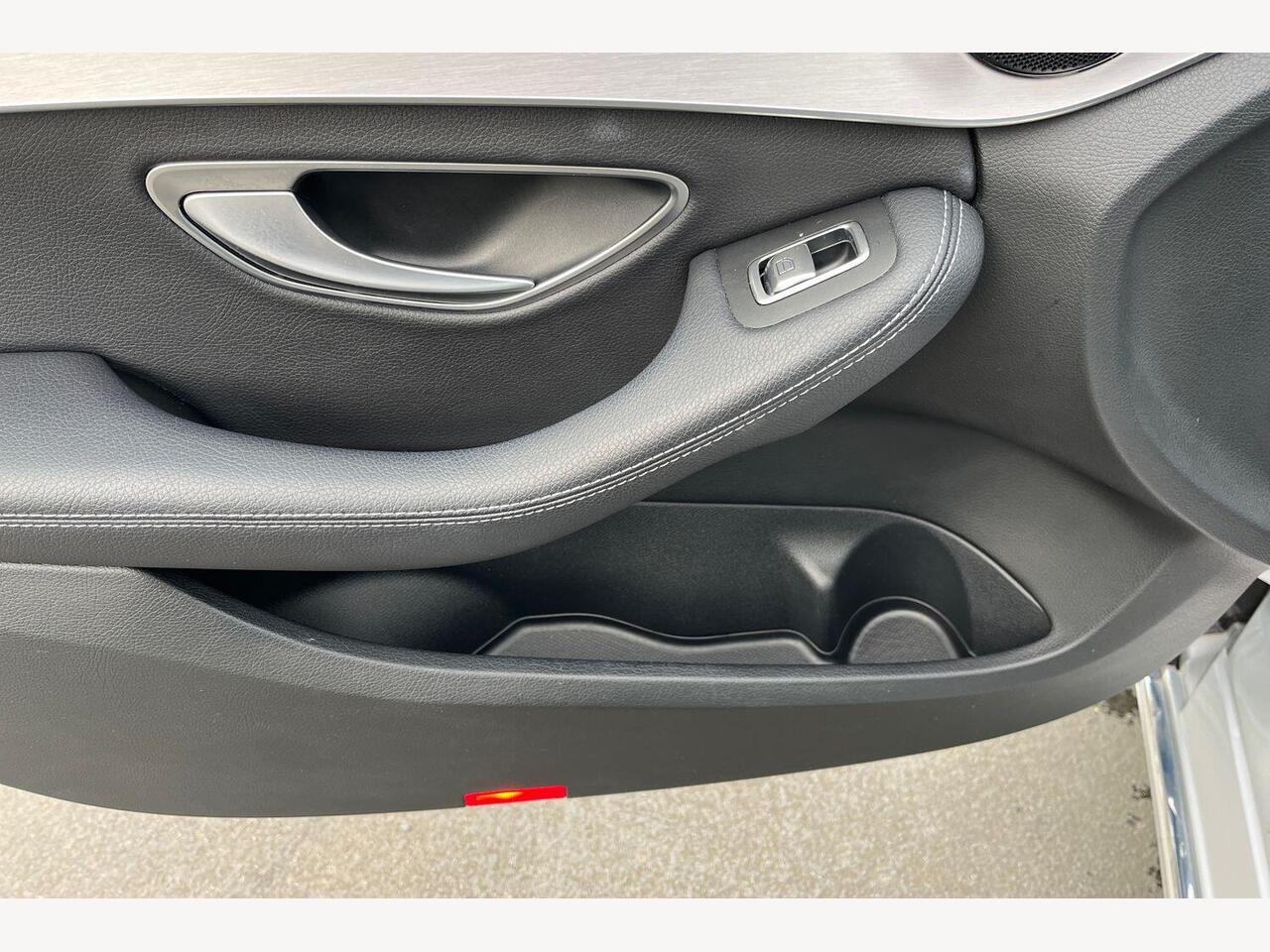 Used Mercedes-Benz C Class 2019 for sale - 76937392: Photo 22