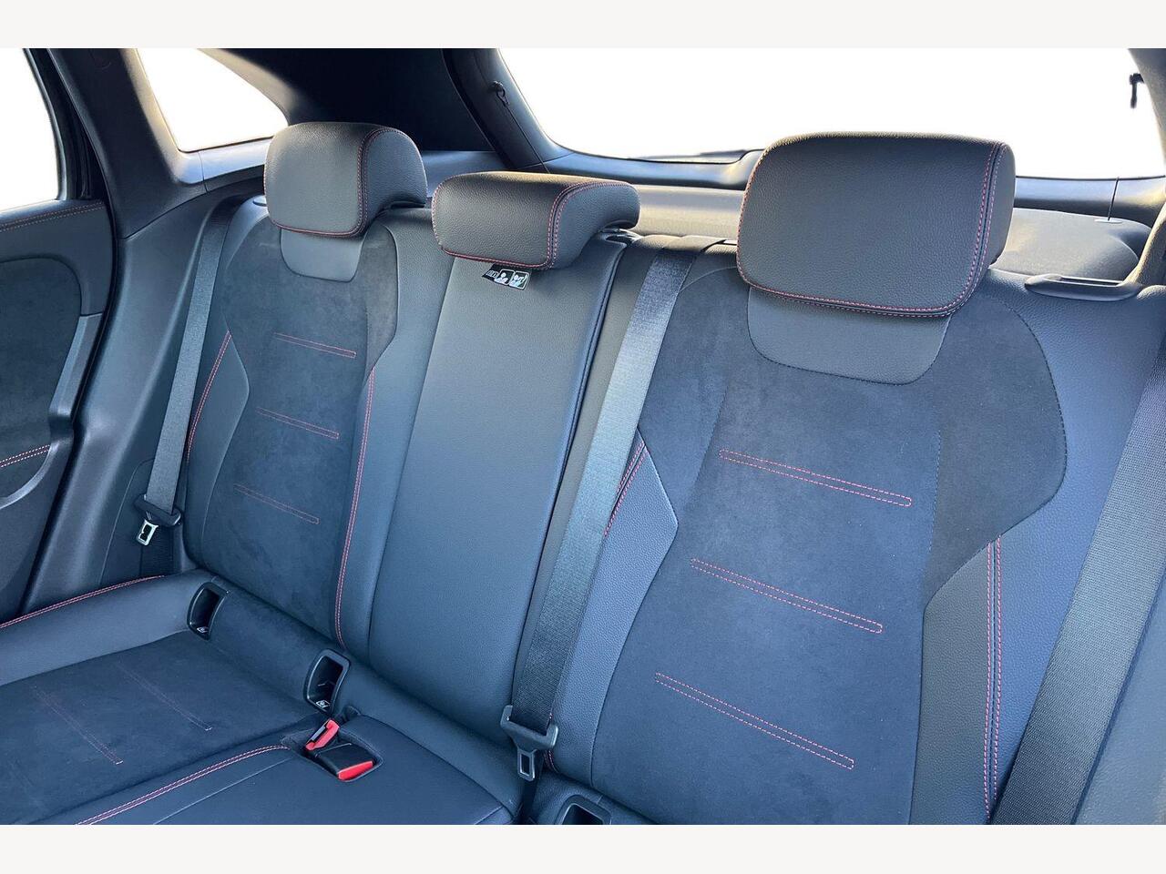 Used Mercedes-Benz GLA 2024 for sale - 77010012: Photo 12