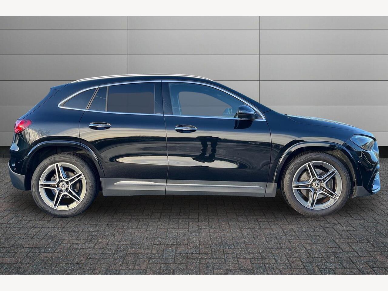 Used Mercedes-Benz GLA 2024 for sale - 77010012: Photo 5