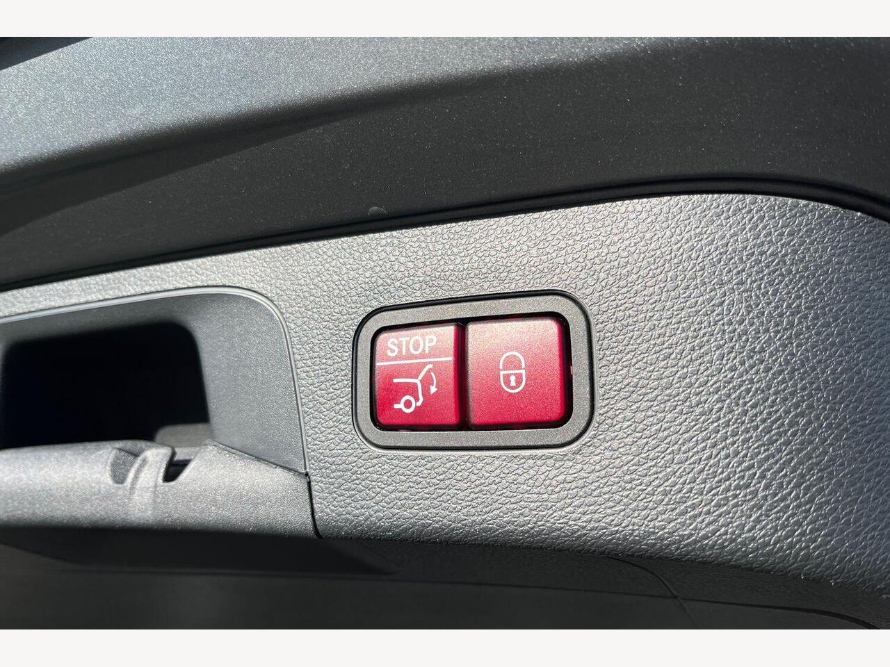 Used Mercedes-Benz EQC 2021 for sale - 76674333: Photo 17