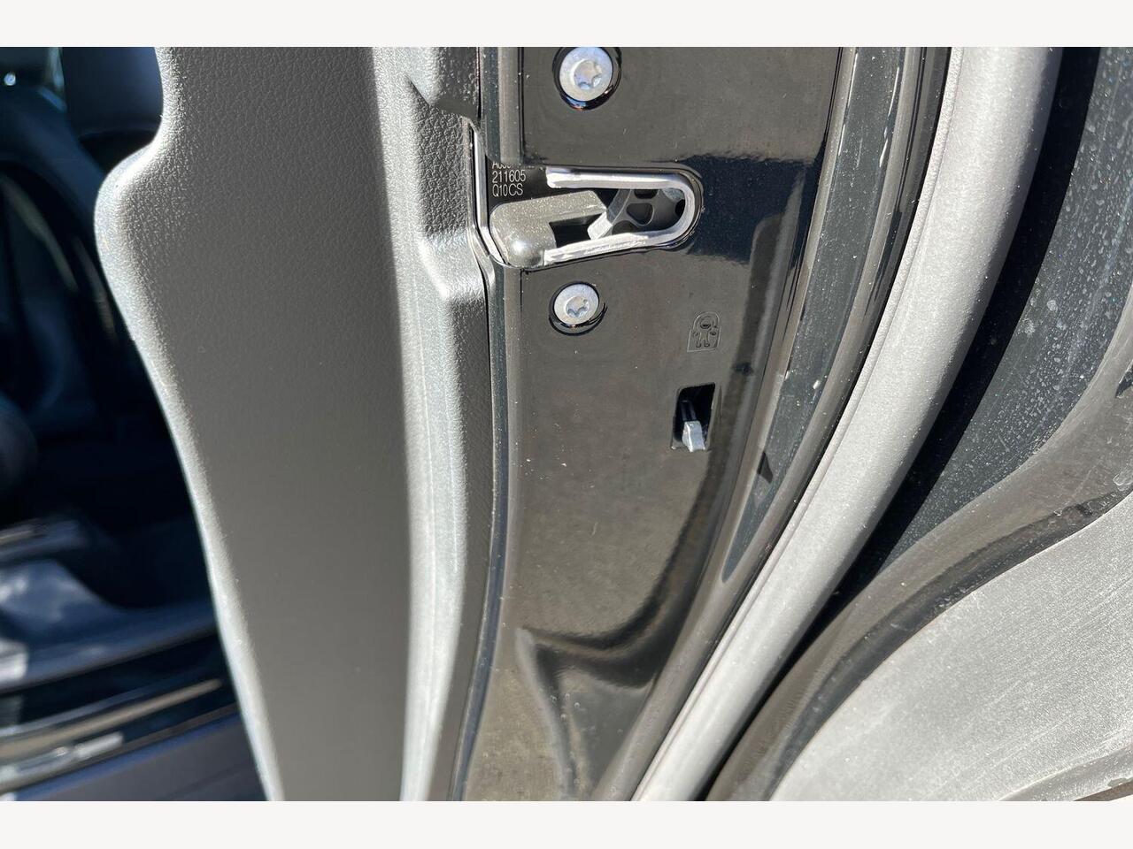 Used Mercedes-Benz GLB 2022 for sale - 76674908: Photo 24