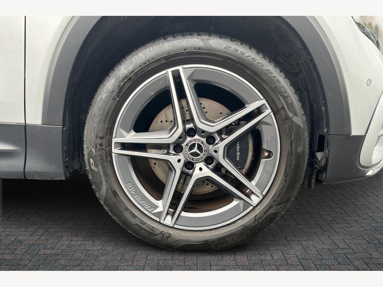 Used Mercedes-Benz GLB 2024 for sale - 77280880: Photo 4