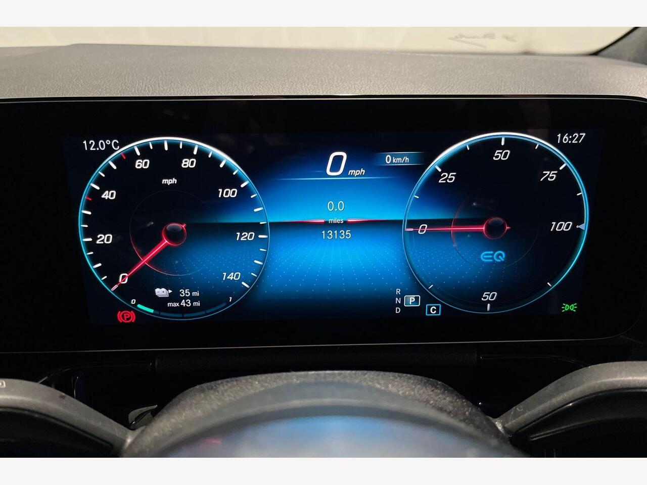 Used Mercedes-Benz EQA 2022 for sale - 76674028: Photo 6