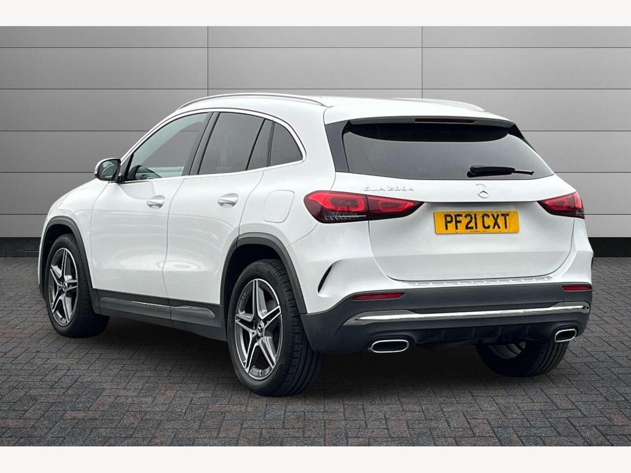 Used Mercedes-Benz GLA 2021 for sale - 77980149: Photo 2