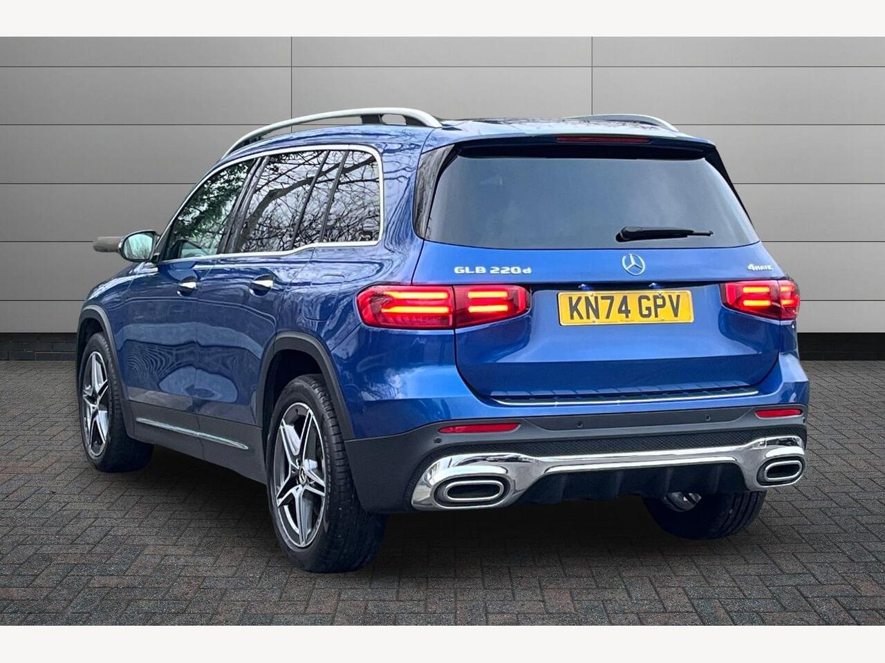 Used Mercedes-Benz GLB 2024 for sale - 77372750: Photo 2