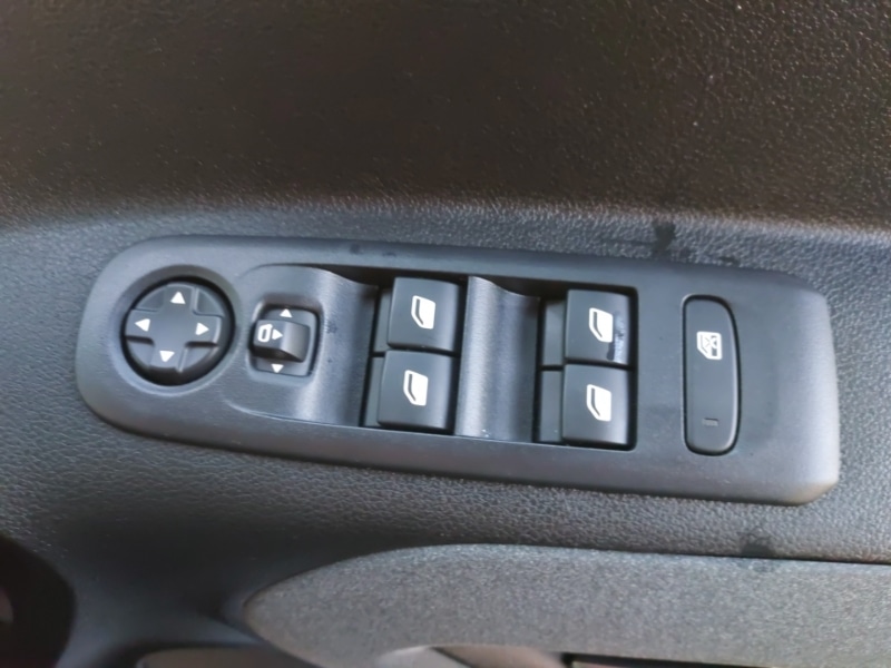 Used Peugeot Rifter 2025 for sale - 76925050: Photo 12