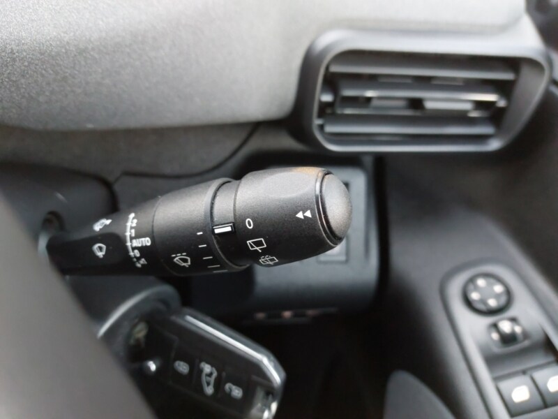 Used Peugeot Rifter 2025 for sale - 76925050: Photo 16