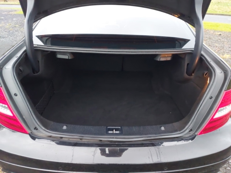 Used Mercedes-Benz C Class 2015 for sale - 76771501: Photo 8