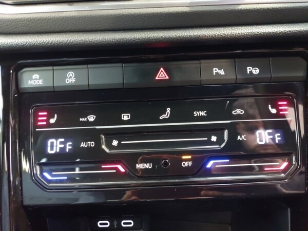 Used Volkswagen T-Roc 2022 for sale - 76055233: Photo 14