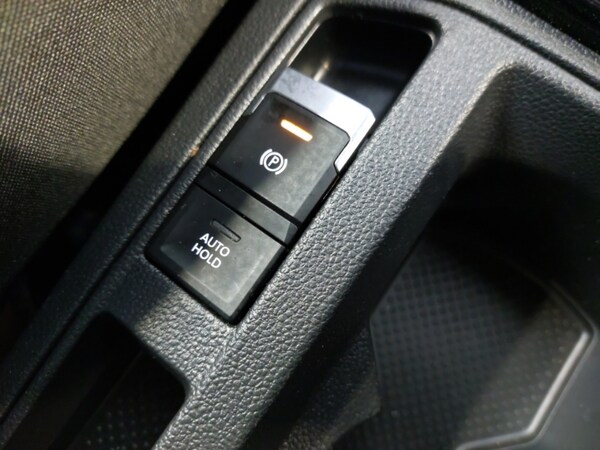 Used Volkswagen T-Roc 2022 for sale - 76055233: Photo 16