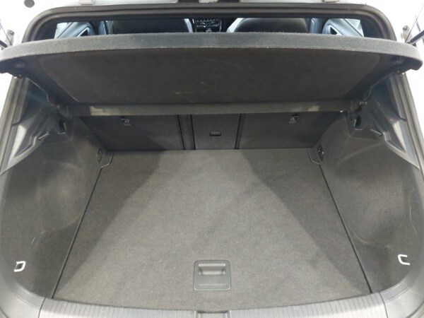 Used Volkswagen T-Roc 2022 for sale - 76055233: Photo 8