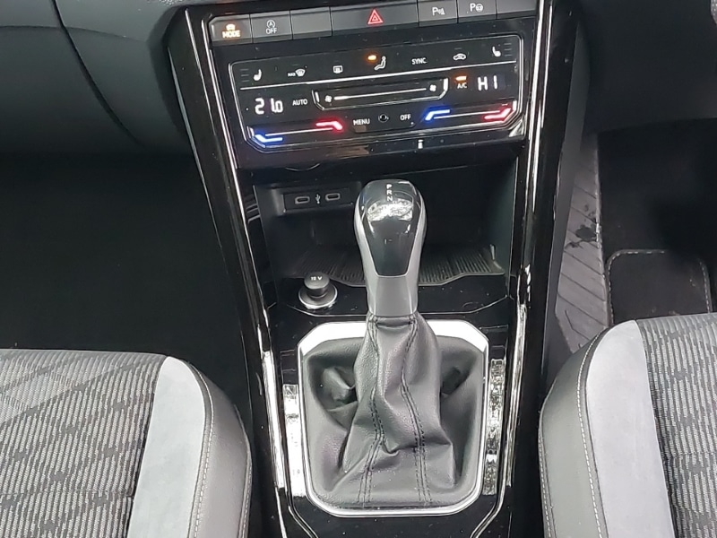 Used Volkswagen T-Roc 2022 for sale - 76331571: Photo 10