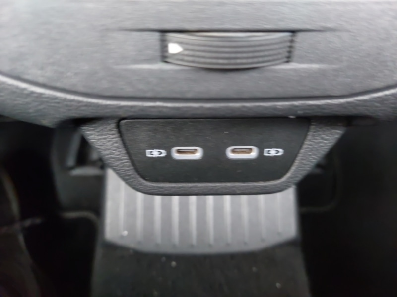 Used Volkswagen T-Roc 2022 for sale - 76331571: Photo 11