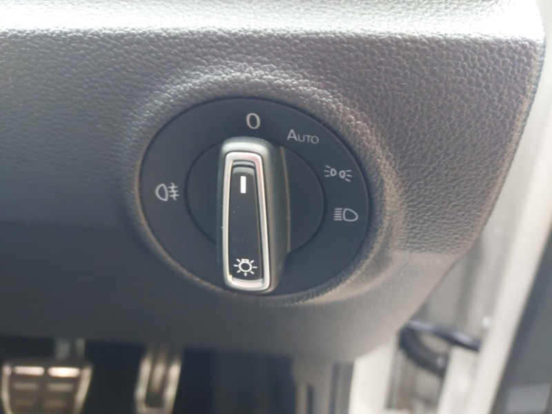 Used Volkswagen T-Roc 2022 for sale - 76331571: Photo 12