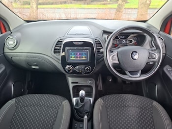 Used Renault Captur 2018 for sale - 77663913: Photo