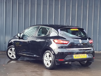 Used Renault Clio 2016 for sale - 77630430: Photo