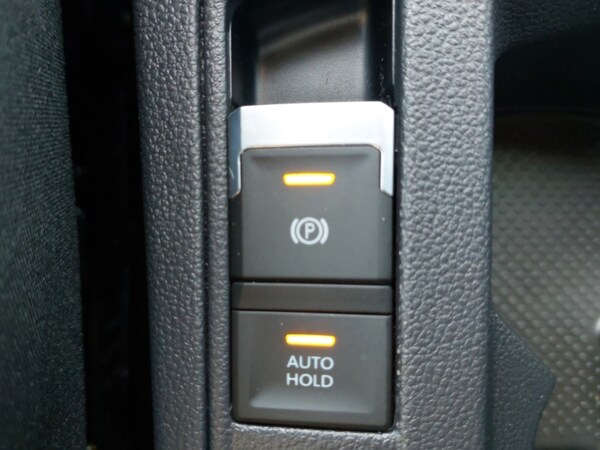 Used Volkswagen T-Roc 2023 for sale - 76054533: Photo 18